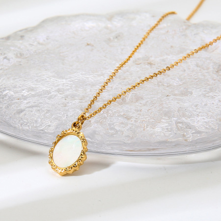 Collier pendentif coquillage couleur or, style rétro, en acier inoxydable, étanche, avec chaîne simple (1 pièce)