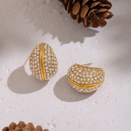 1 paire de boucles d'oreilles à clous luxueuses en acier inoxydable étanche couleur or avec strass