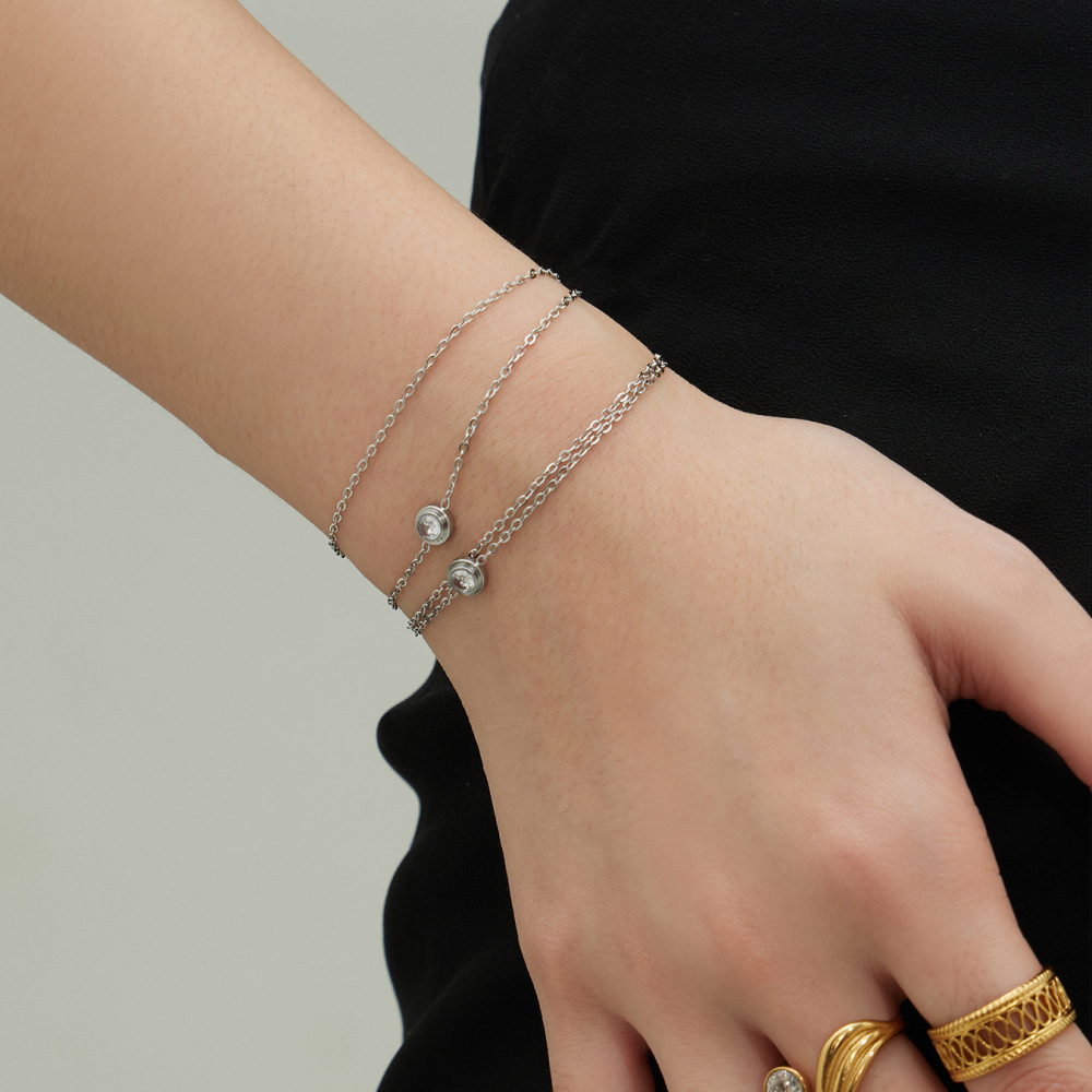 Bracelet Chaîne Femme Simple, Léger, En Acier Inoxydable, Imperméable Et Anti-Ternissement, Couleur Or, Orné De Zircon. Image5
