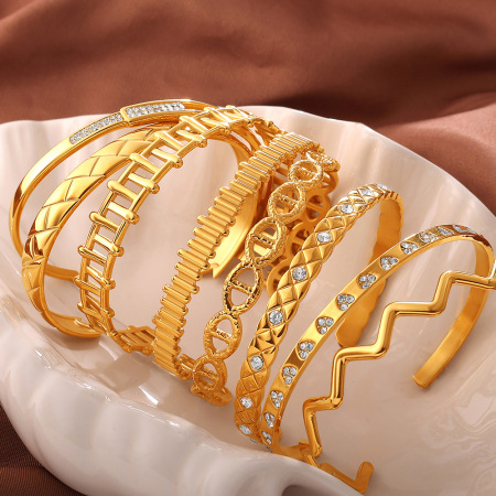 Bracelet manchette géométrique étanche en acier inoxydable doré (1 pièce)