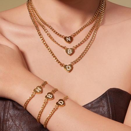 Colliers pendentifs pour femmes en acier inoxydable doré brillant avec pendentif en forme de cœur et zircon, étanches et anti-ternissement