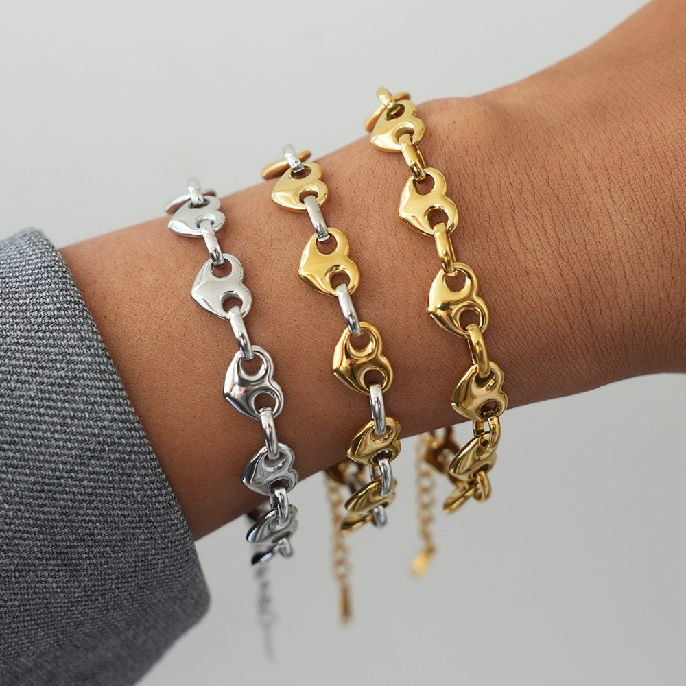 Bracelet Élégant Pour Femme, Composé D'Une Chaîne En Forme De Cœur, En Acier Inoxydable, Étanche, Couleur Or. Image6