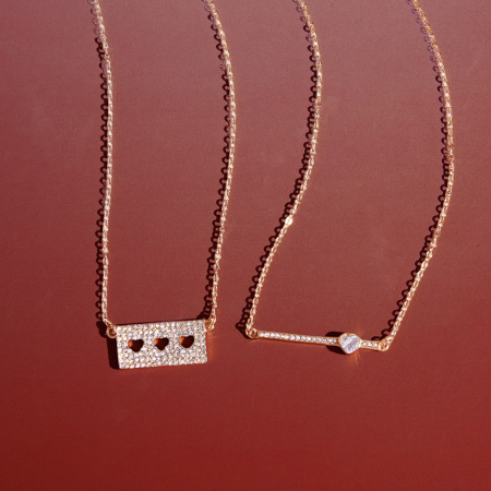 Collier pendentif femme en forme de cœur, en acier inoxydable, imperméable et anti-ternissement, couleur or.