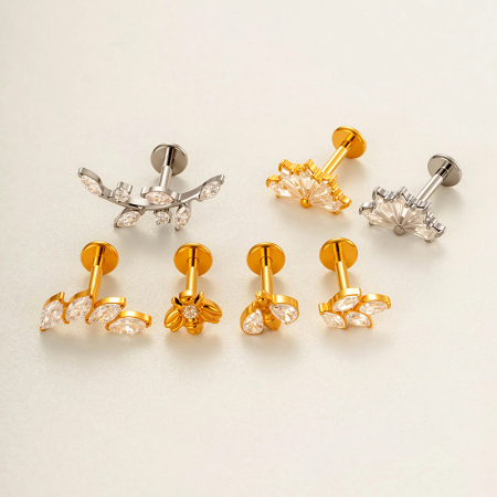 Boucles d'oreilles piercing femme en alliage de titane couleur or avec zircon et cœur charmant 2