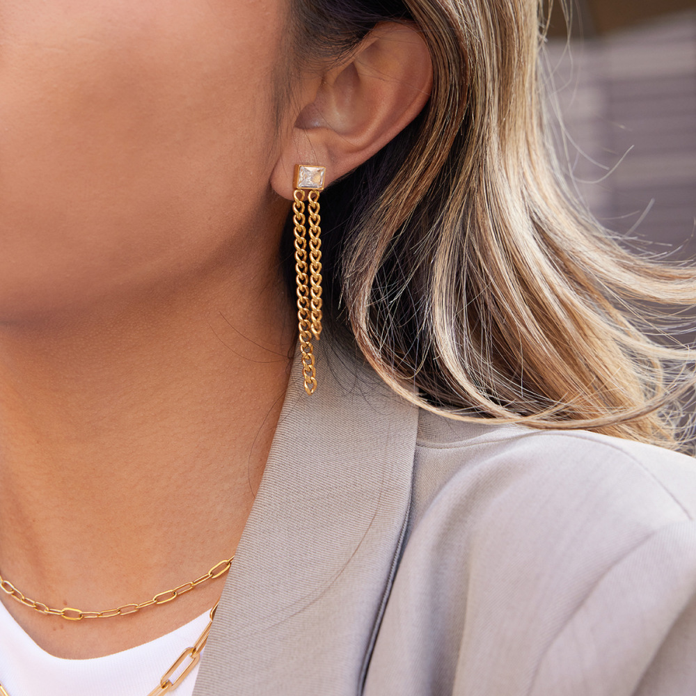 Boucles D'Oreilles Pendantes Pour Femme, Luxueuses, En Acier Inoxydable Doré, Imperméables Et Anti-Ternissement, Ornées De Pompons En Zircon. Image6