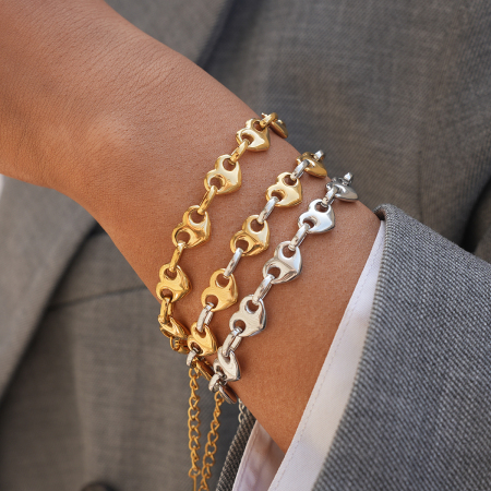 Bracelet élégant pour femme, composé d'une chaîne en forme de cœur, en acier inoxydable, étanche, couleur or.