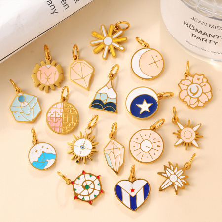 Pendentifs pour femmes en acier inoxydable doré, à motif géométrique, étanches et anti-ternissement 2