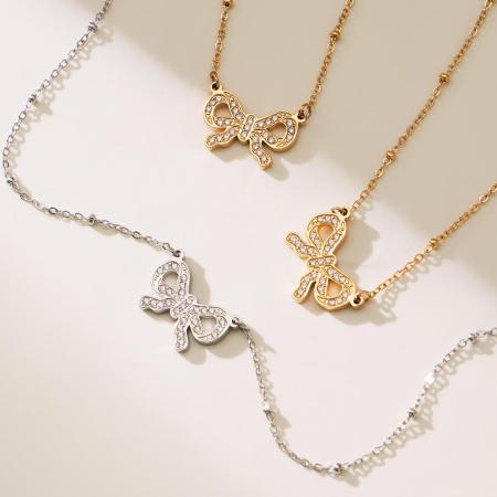 Collier pendentif femme en acier inoxydable imperméable avec nœud papillon et zircon, orné d'un cœur romantique (1 pièce)