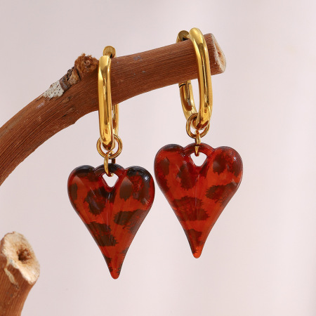 1 paire de boucles d'oreilles pendantes classiques en forme de cœur, hypoallergéniques et étanches, en acier inoxydable pour femme.
