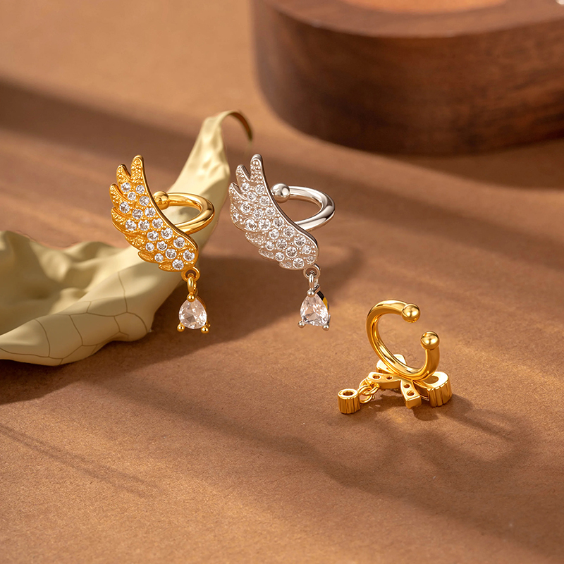 Boucles D'Oreilles À Clip Pour Femme, Délicates Boucles D'Oreilles Papillon Couleur Cuivre Doré Avec Zircon. Image4