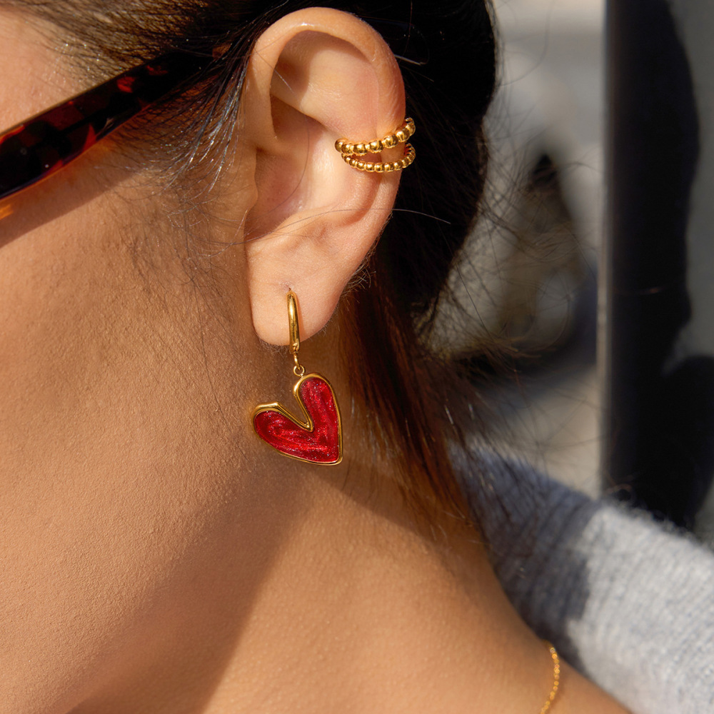 Collier Pendentif Femme Polyvalent En Forme De Cœur Rouge, En Acier Inoxydable Étanche, Couleur Or (1 Pièce) Image5