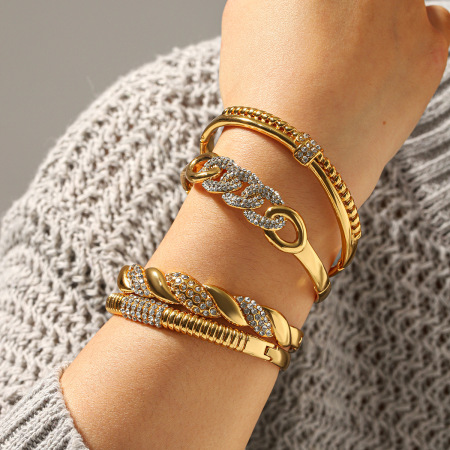 Bracelet luxueux en acier inoxydable étanche couleur or, forme torsadée, orné de zircon.