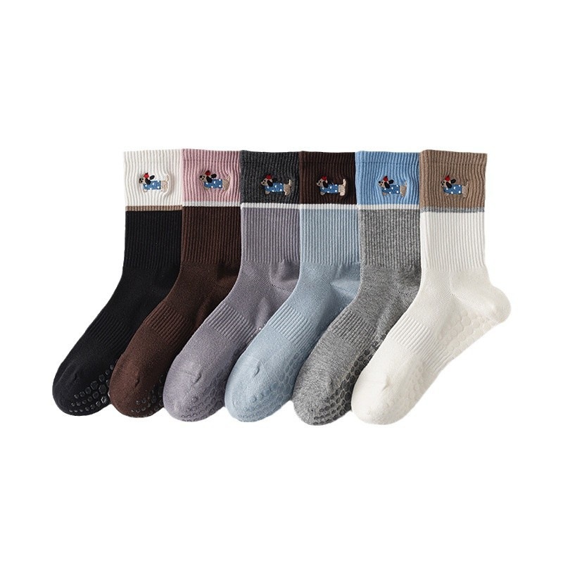 Chaussettes De Sport Et De Yoga Mi-Mollet En Pur Coton Avec Un Adorable Teckel De Dessin Animé h5Image4