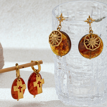 1 paire de boucles d'oreilles pendantes pour femme, en acier inoxydable doré, imperméables, de couleur or, modèle Opulent Sun