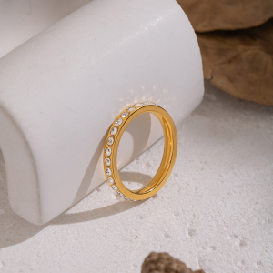 Bague En Acier Inoxydable Étanche, Couleur Or, Avec Zircon (1 Pièce). h5 Image4