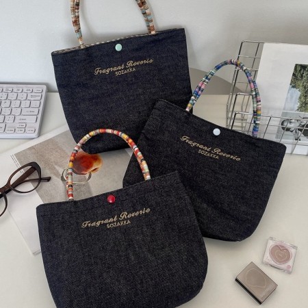 Sacs fourre-tout en denim brodés de lettres 2