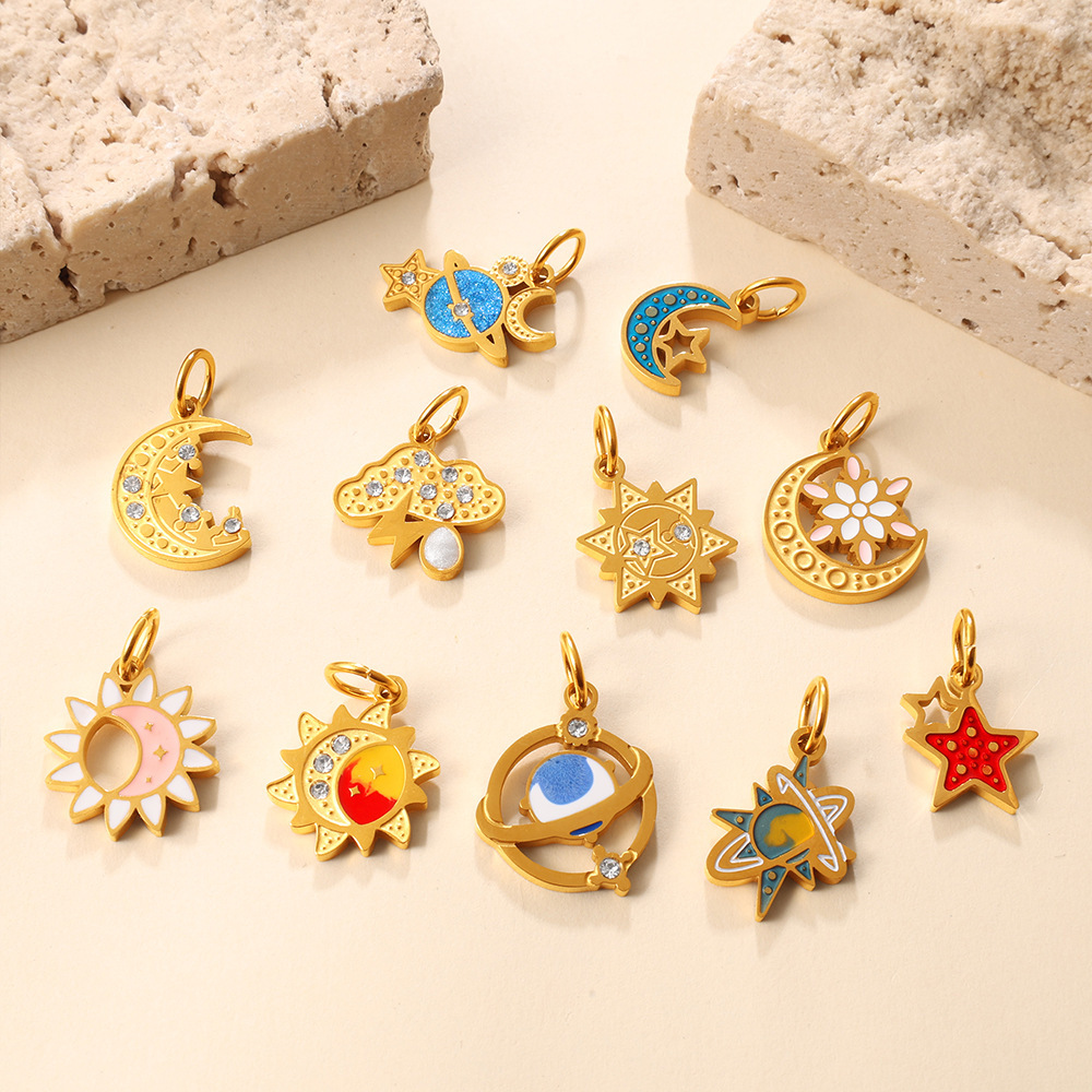 Pendentifs Pour Femmes Sun&Moon En Acier Inoxydable Doré, Étanches Et Anti-Ternissement Image3
