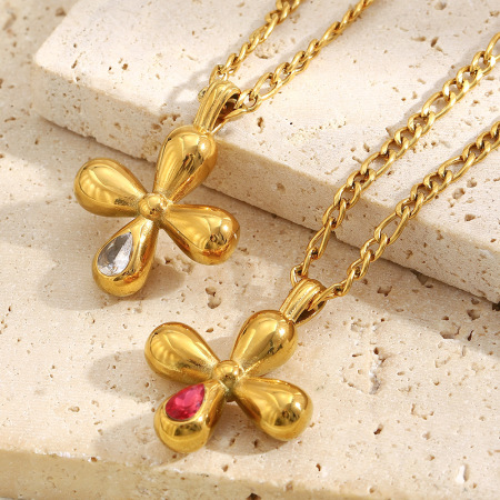 Collier pendentif croix quotidienne simple en acier inoxydable étanche pour femme (1 pièce)