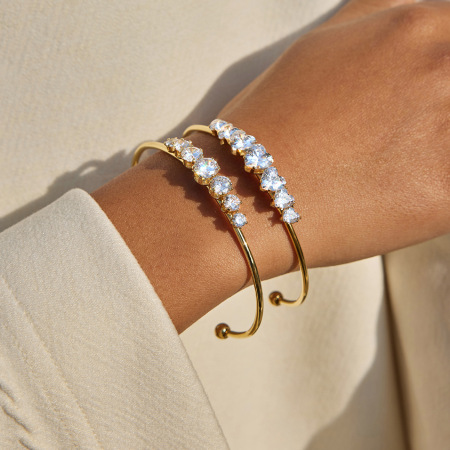 Bracelet manchette pour femme en acier inoxydable doré, orné de zircon circulaire et étanche. 2