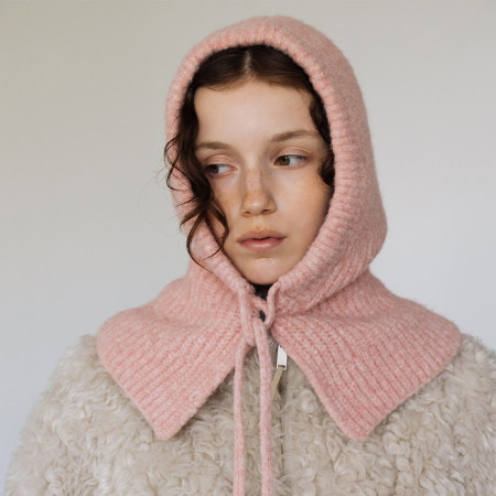 1 chapeau chaud en laine unie et confortable pour femme