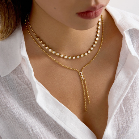 Collier à maillons pour femme, en acier inoxydable doré, imperméable, orné d'un pompon exquis (1 pièce)