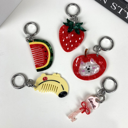 Porte-clés mignon en acétate représentant un fruit (1 pièce)