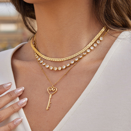 Collier pendentif femme en forme de cœur romantique, en acier inoxydable, étanche et anti-ternissement, couleur or