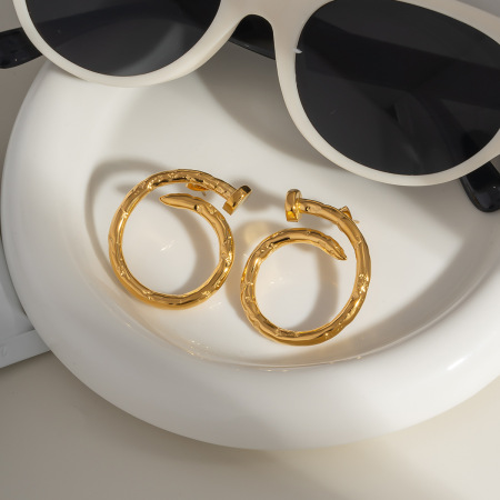 Boucles d'oreilles puces pour femmes, en acier inoxydable, étanches, couleur or, en forme d'ongle 2