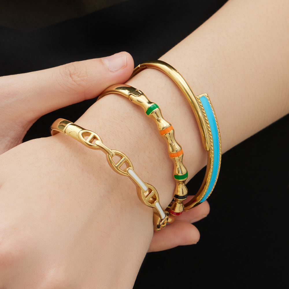 Bracelets Pour Femmes En Acier Inoxydable Doré, Délicats, Imperméables Et Anti-Ternissement Image4