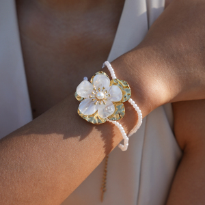 Bracelet Étanche En Acier Inoxydable En Forme De Fleur - Magnifique Bracelet En Acier Inoxydable h5 Image4