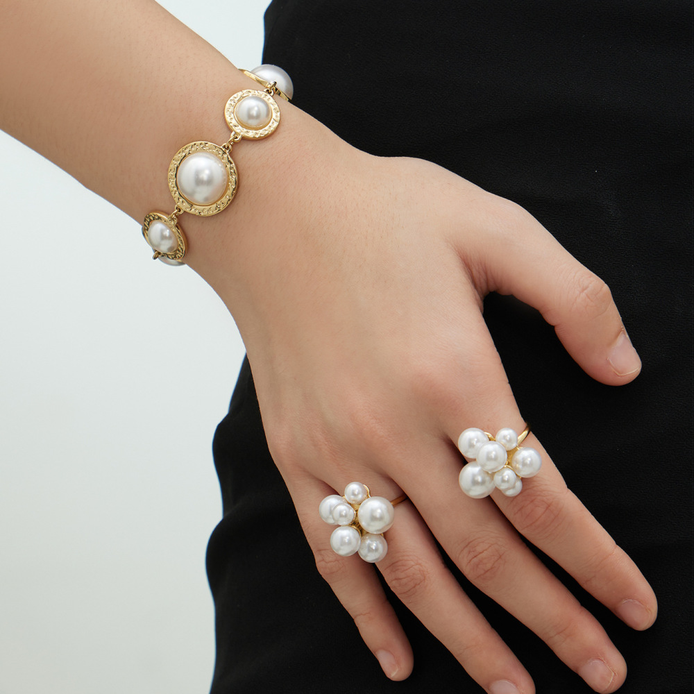 Magnifiques Bracelets À Breloques Ronds En Acier Inoxydable Doré, Étanches Et Anti-Ternissement Image4