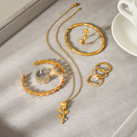 Ensemble collier et pendentif en acier inoxydable rose, étanche, couleur or