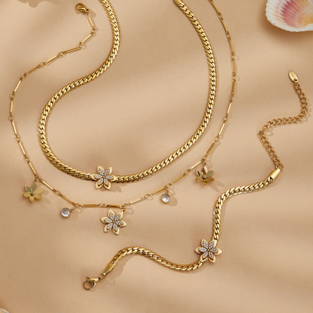 Colliers pendentifs pour femmes en acier inoxydable doré, imperméables et anti-ternissement, ornés de zircon, motif fleur brillante 2