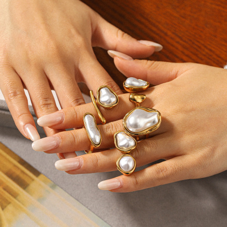 Bague de luxe en acier inoxydable doré, de forme irrégulière et ornée d'une goutte d'eau, étanche.