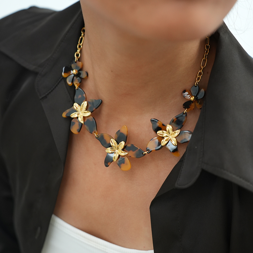 Ensemble De Bijoux Rétro À Fleurs Simples En Acier Inoxydable Étanche Couleur Or (1 Pièce) Image6