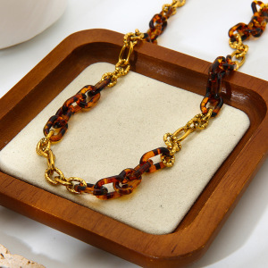 Collier Chaîne Rétro Classique En Acier Inoxydable Étanche Couleur Or Pour Femme (1 Pièce) h5 Image3