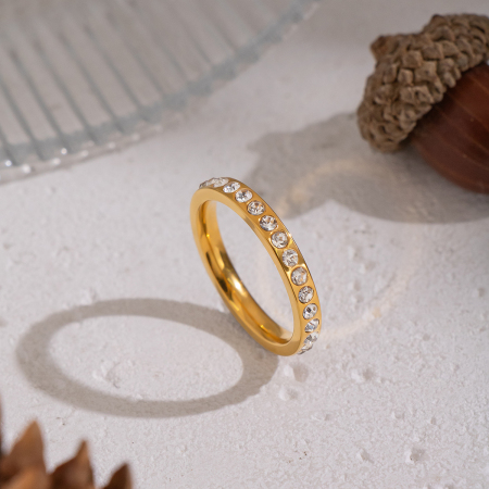 Bague en acier inoxydable étanche, couleur or, avec zircon (1 pièce).
