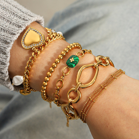 Bracelet en acier inoxydable étanche couleur or avec pierre naturelle zircon et chaîne en forme de cœur