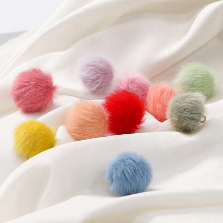 Pendentifs pour femmes en polyester à pompons duveteux à faire soi-même 2