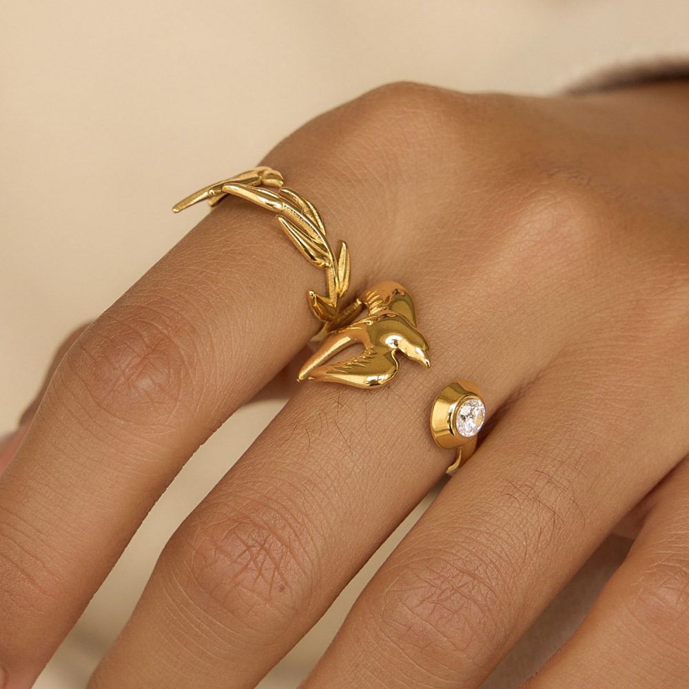 Bague Tendance En Acier Inoxydable Doré, Ornée D'Un Oiseau (1 Pièce) Image3
