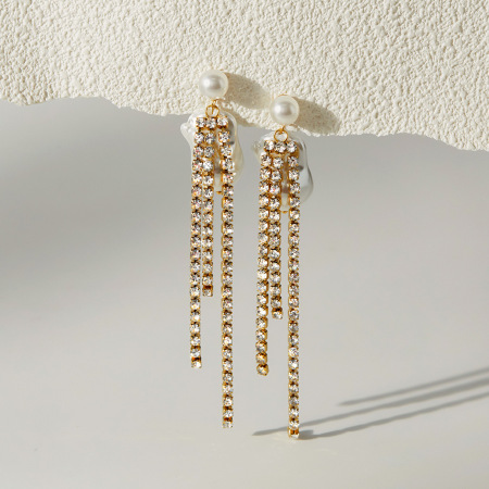 Boucles d'oreilles de soirée pour femmes, en acier inoxydable étanche, couleur or, avec pompon scintillant 2