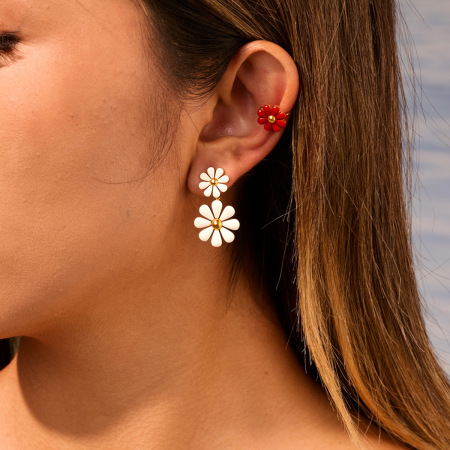 Boucles d'oreilles élégantes en acier inoxydable, forme irrégulière marguerite, couleur or, imperméables et anti-ternissement