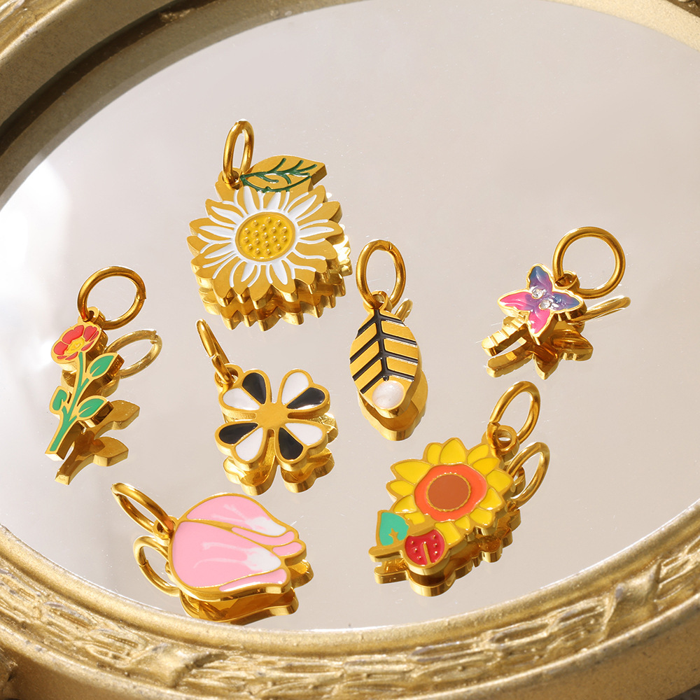 Pendentifs Pour Femmes En Acier Inoxydable Couleur Or, Imperméables Et Anti-Ternissement, À Base De Plantes Naturelles Image3