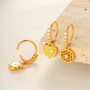 Piercing De Nez Pour Femme Bold Heart, Étanche Et Anti-Ternissement, Couleur Cuivre Doré, Orné De Zircon. h5 Image3