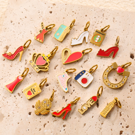 Pendentifs pour femmes en acier inoxydable doré, imperméables et anti-ternissement, ornés de chaussures à talons hauts personnalisables