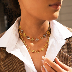 Ensembles De Colliers Pour Femmes En Acier Inoxydable Martelé À Motif Floral, Imperméables Et Anti-Ternissement, Couleur Or h5 Image4