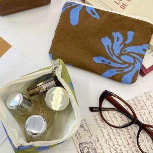 Trousse De Maquillage Rétro En Tissu À Fleurs Pour Femme h5 Image3