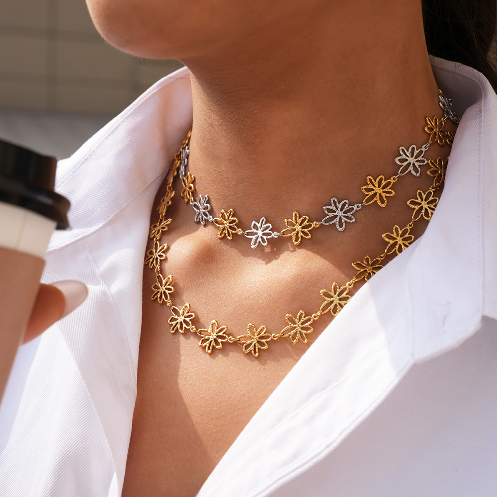 Ensembles De Colliers Pour Femmes En Acier Inoxydable Martelé À Motif Floral, Imperméables Et Anti-Ternissement, Couleur Or Image5