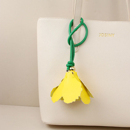 Breloques de sac pour femmes en PU à motif floral doux, collection Simple Series