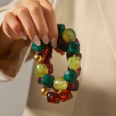 Bracelet en perles acryliques 2